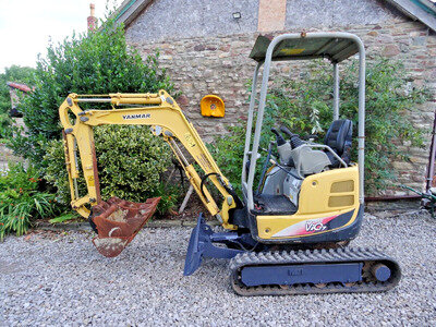 YANMAR VIO 17, MINI DIGGER, EXCAVATOR, 3 buckets, zts, expanding tracks