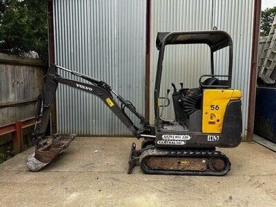 1.5 TON MINI DIGGER VOLVO EC15D 2017 C/W 4 BUCKETS